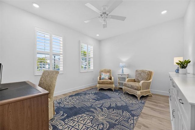 994 SIGNET DRIVE, Apollo Beach, FL 33572