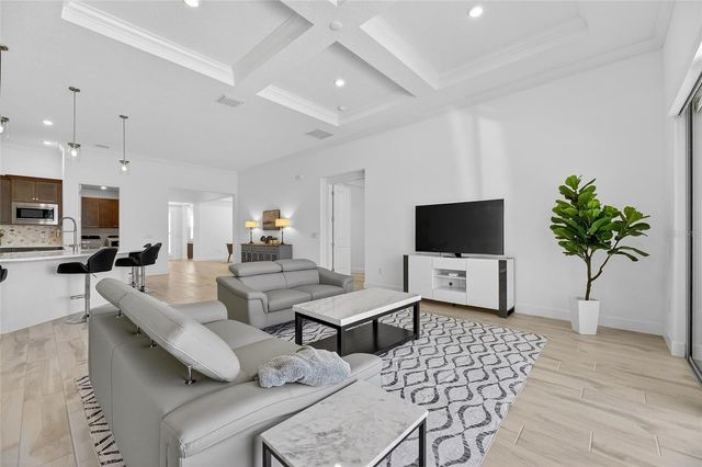 994 SIGNET DRIVE, Apollo Beach, FL 33572