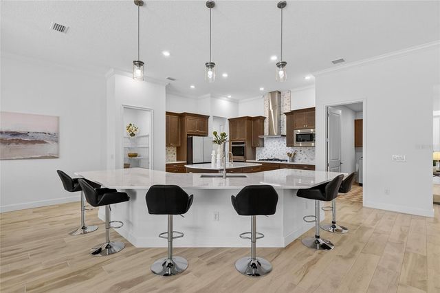 994 SIGNET DRIVE, Apollo Beach, FL 33572