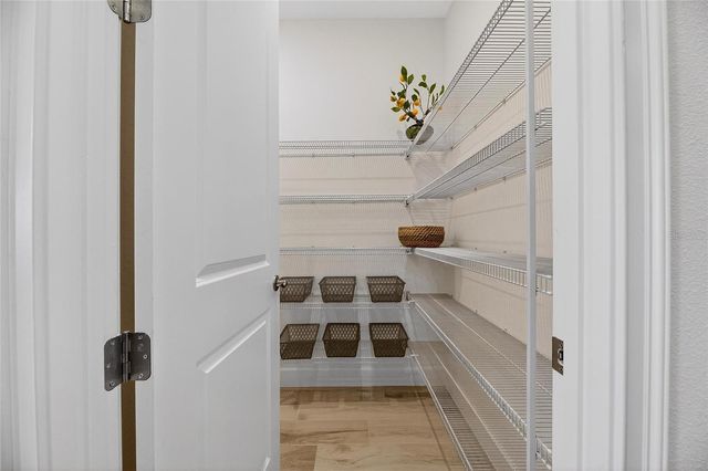 994 SIGNET DRIVE, Apollo Beach, FL 33572