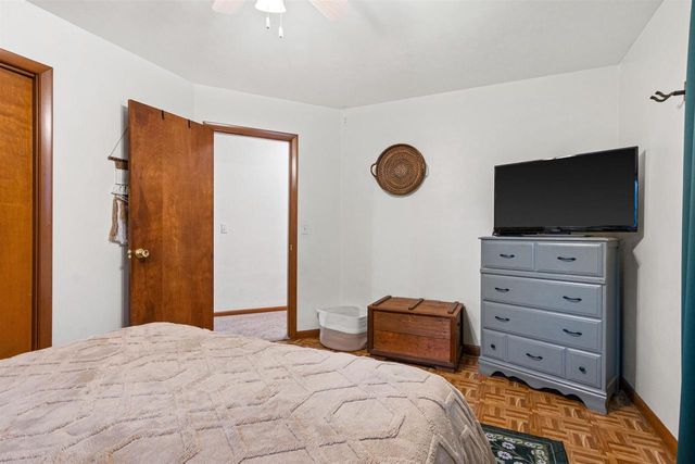 1011 PORT ROAD, Port Edwards, WI 54469