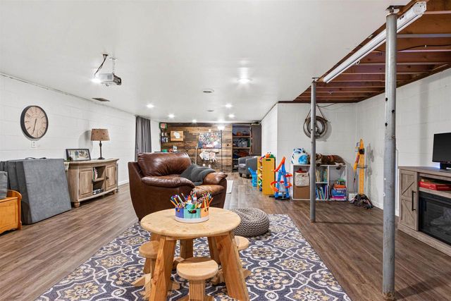 1011 PORT ROAD, Port Edwards, WI 54469