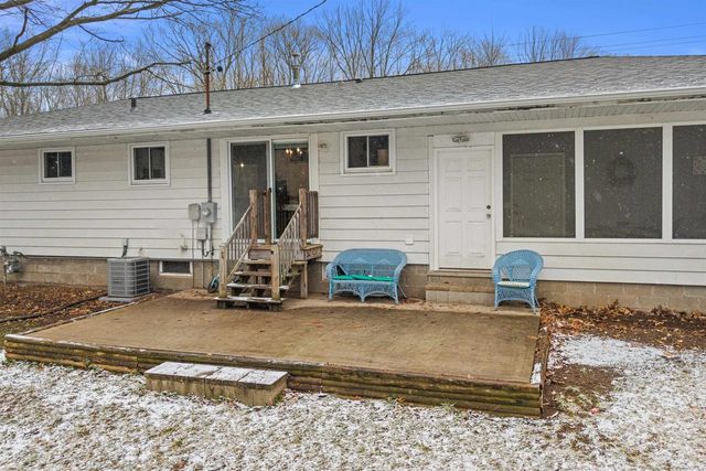 1011 PORT ROAD, Port Edwards, WI 54469