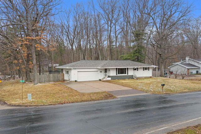 1011 PORT ROAD, Port Edwards, WI 54469