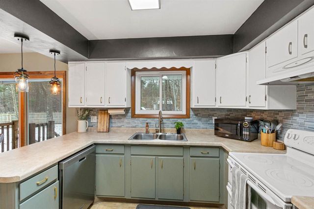 1011 PORT ROAD, Port Edwards, WI 54469