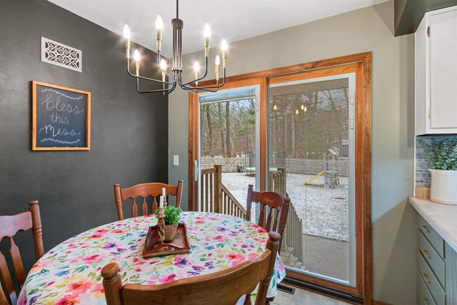 1011 PORT ROAD, Port Edwards, WI 54469