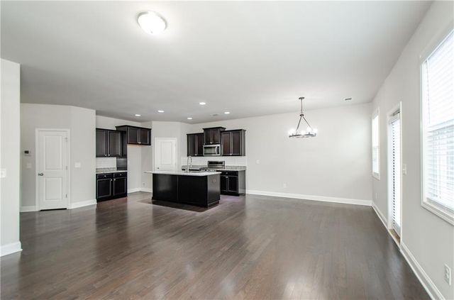 1018 Mays SW Hill, Atlanta, GA 30336