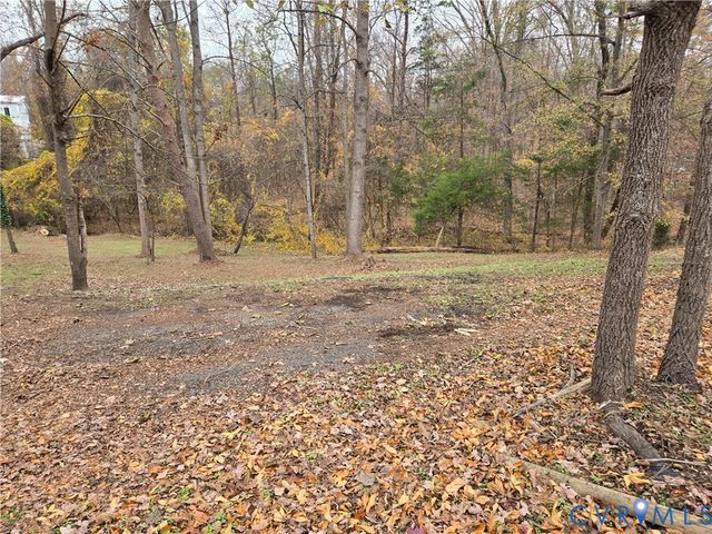 1700 Ward St, Farmville, VA 23901