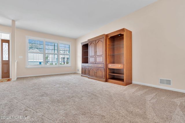 106 Briarwood Drive, Little Egg Harbor, NJ 08087