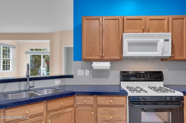 106 Briarwood Drive, Little Egg Harbor, NJ 08087