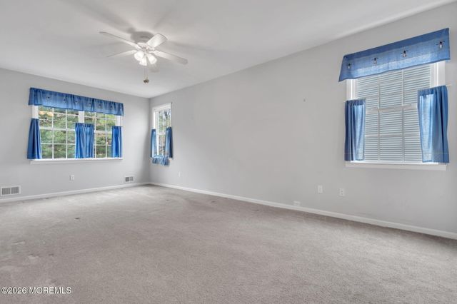 106 Briarwood Drive, Little Egg Harbor, NJ 08087