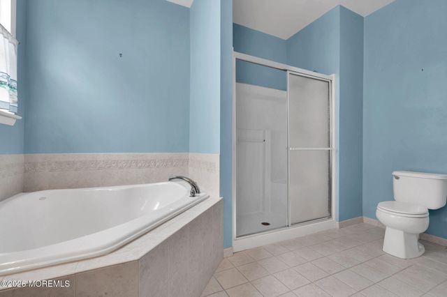 106 Briarwood Drive, Little Egg Harbor, NJ 08087