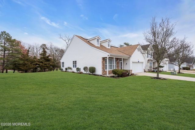 106 Briarwood Drive, Little Egg Harbor, NJ 08087