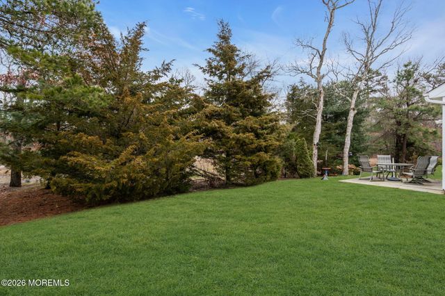 106 Briarwood Drive, Little Egg Harbor, NJ 08087