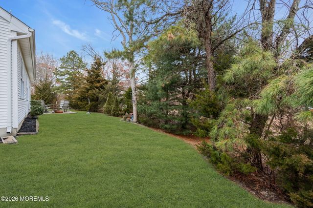 106 Briarwood Drive, Little Egg Harbor, NJ 08087