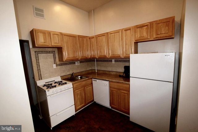 2311 CHRISTIAN ST, Philadelphia, PA 19146