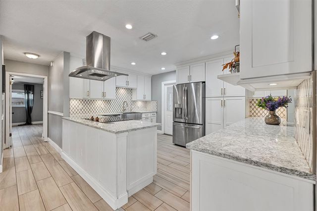 7811 PINEVIEW DRIVE, Odessa, FL 33556