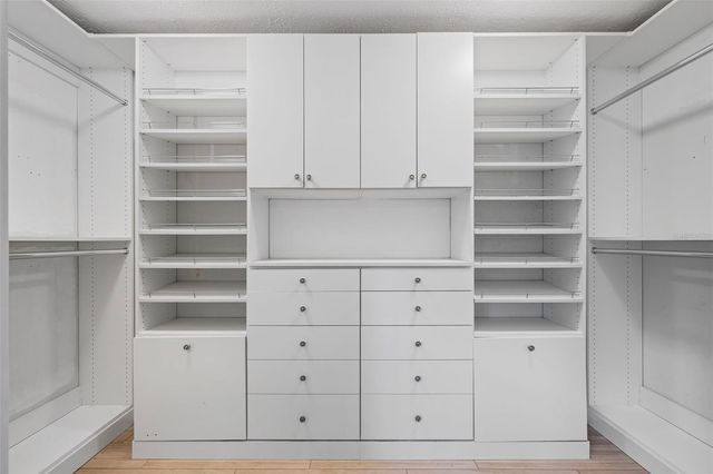 7811 PINEVIEW DRIVE, Odessa, FL 33556