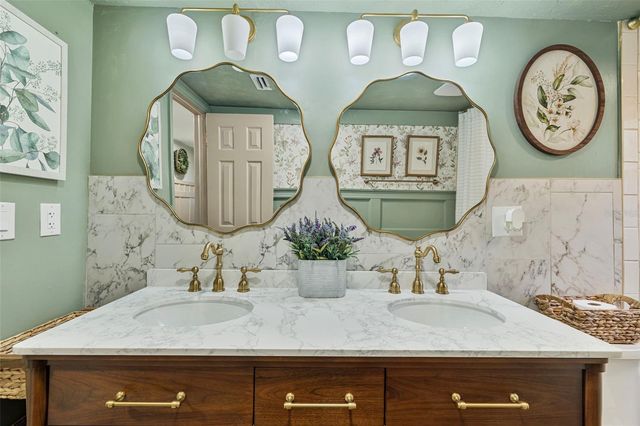 7811 PINEVIEW DRIVE, Odessa, FL 33556