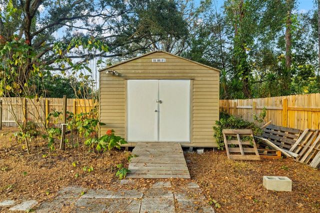 7811 PINEVIEW DRIVE, Odessa, FL 33556