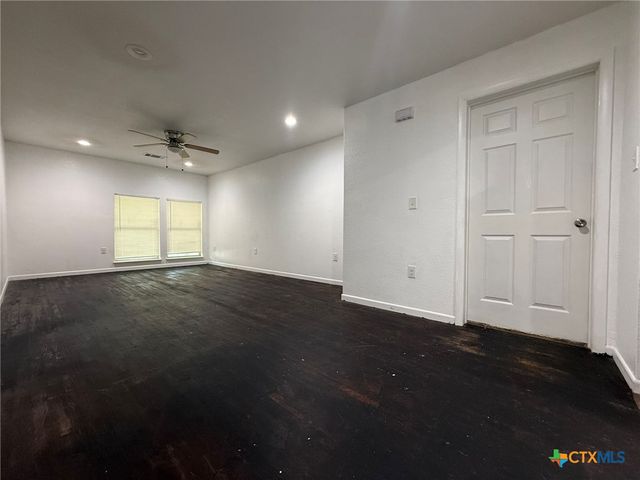 908 Wells Street, Killeen, TX 76541
