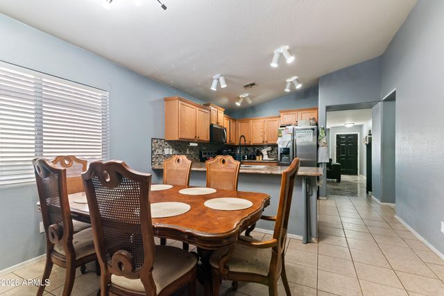 4984 E SILVERBELL Road, San Tan Valley, AZ 85143