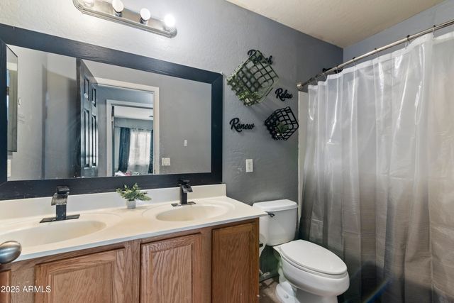 4984 E SILVERBELL Road, San Tan Valley, AZ 85143