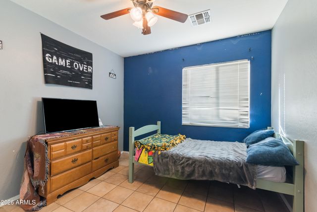 4984 E SILVERBELL Road, San Tan Valley, AZ 85143