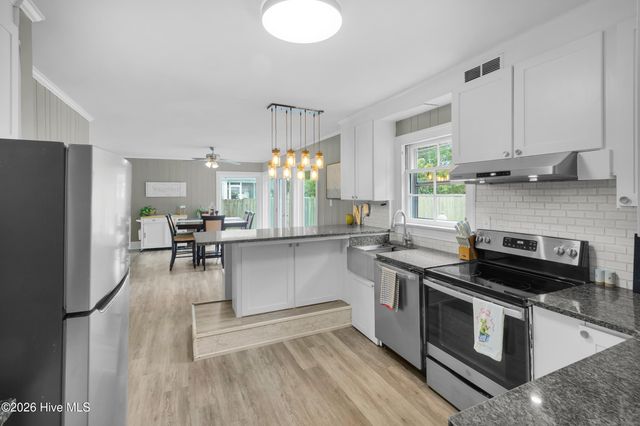 1912 Greenbriar Road, Kinston, NC 28501