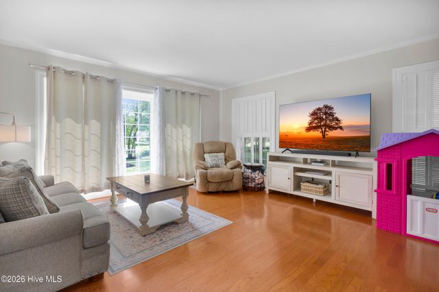 1912 Greenbriar Road, Kinston, NC 28501