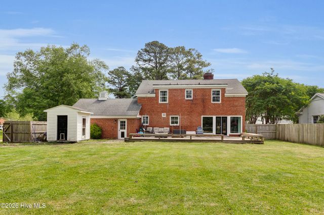 1912 Greenbriar Road, Kinston, NC 28501
