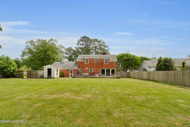 1912 Greenbriar Road, Kinston, NC 28501