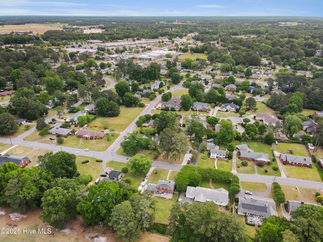 1912 Greenbriar Road, Kinston, NC 28501