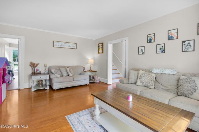 1912 Greenbriar Road, Kinston, NC 28501