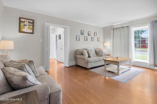 1912 Greenbriar Road, Kinston, NC 28501