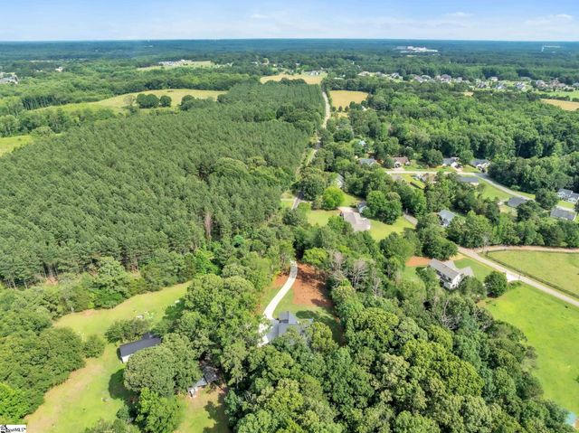 521 Firetower Road, Williamston, SC 29697