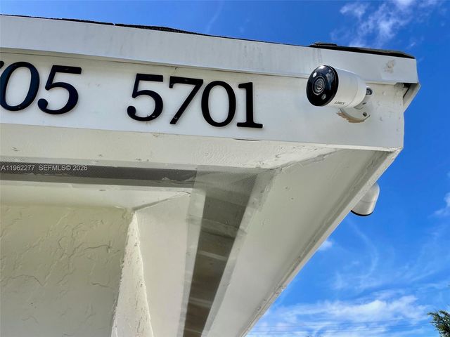 5719 NW 28th St 1-3, Lauderhill, FL 33313