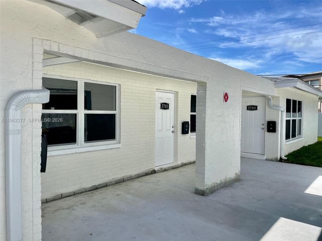 5719 NW 28th St 1-3, Lauderhill, FL 33313