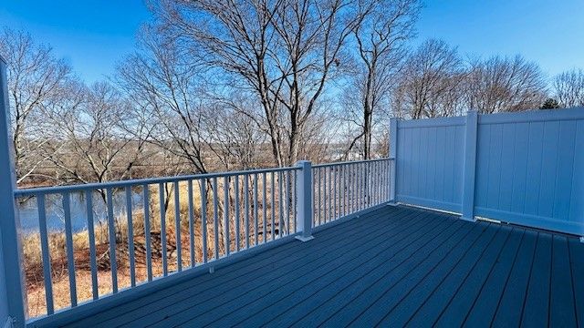 3800 Post Road 5, Warwick, RI 02886