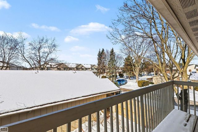 42545 Eldon Avenue, Clinton Twp, MI 48038