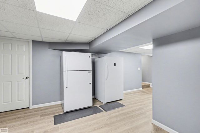 42545 Eldon Avenue, Clinton Twp, MI 48038