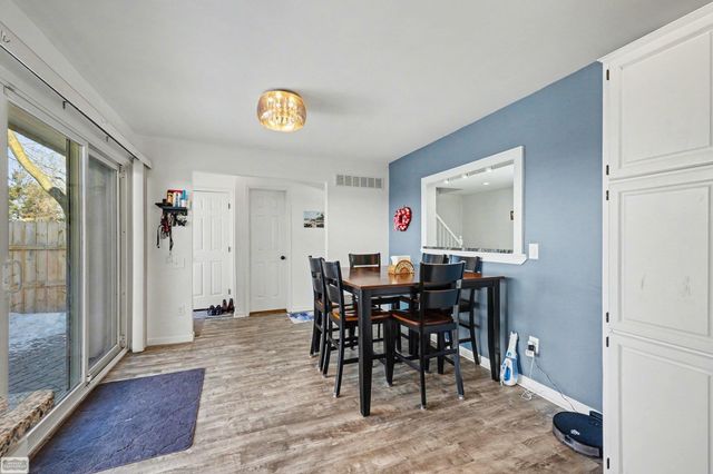 42545 Eldon Avenue, Clinton Twp, MI 48038