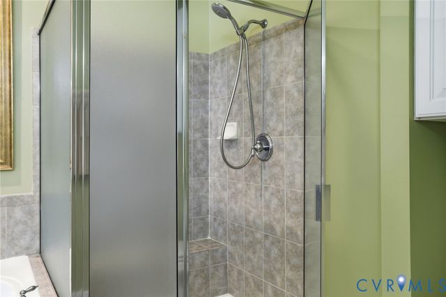 904 Southwinds Dr, Glen Allen, VA 23059