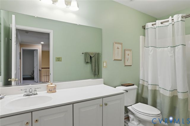 904 Southwinds Dr, Glen Allen, VA 23059