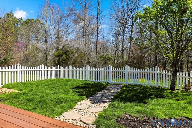 904 Southwinds Dr, Glen Allen, VA 23059