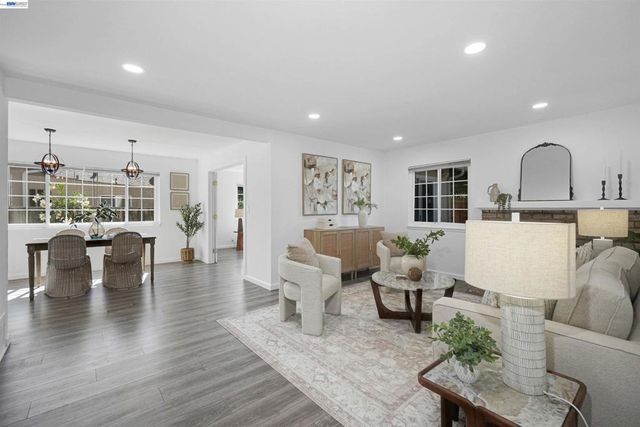 25825 Belhaven St, Hayward, CA 94545