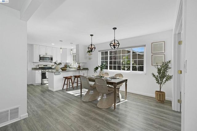 25825 Belhaven St, Hayward, CA 94545