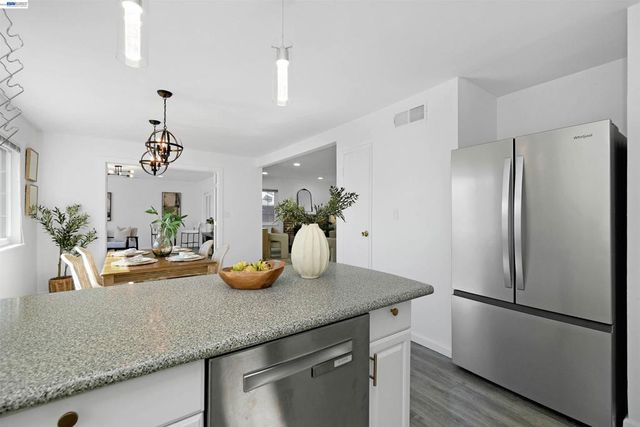 25825 Belhaven St, Hayward, CA 94545