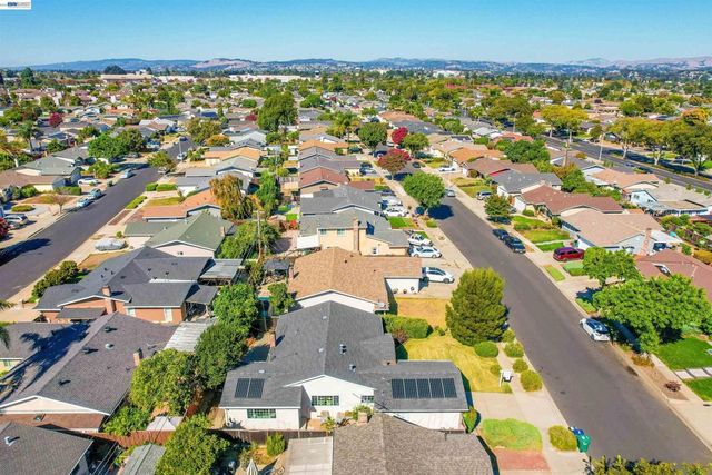 25825 Belhaven St, Hayward, CA 94545