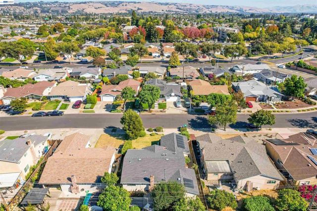 25825 Belhaven St, Hayward, CA 94545